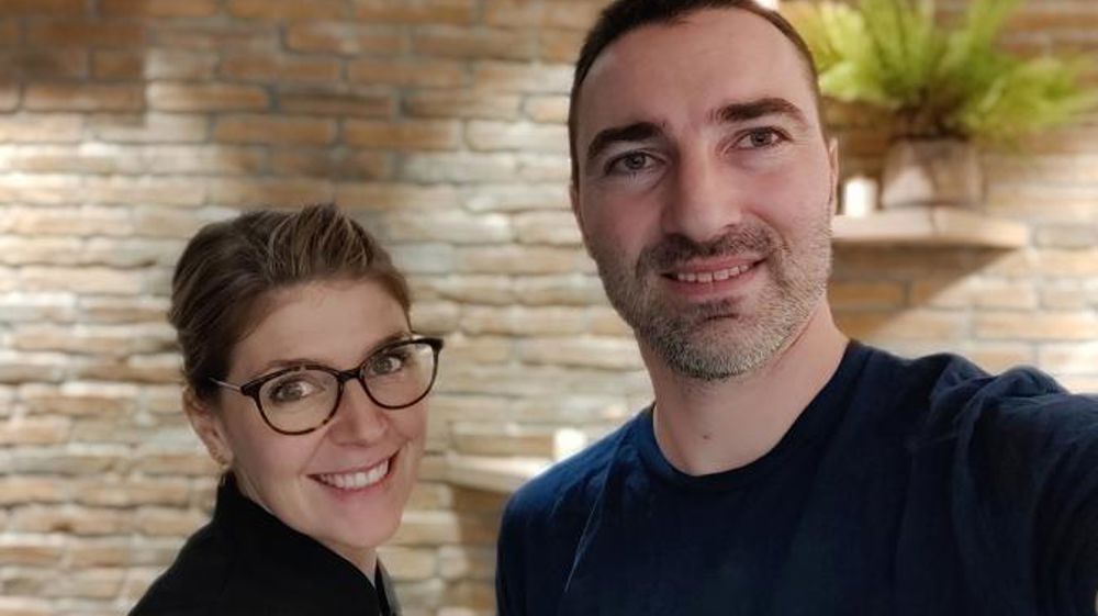 Interviewé par téléphone (pour cause de virus), le couple-entrepreneur Fabien et Emilie Limoge a joué le jeu du selfie !